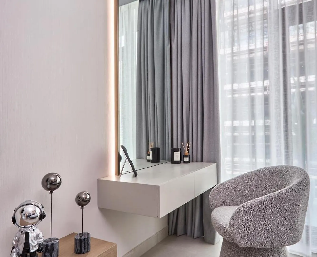 Apartment Lux High-Rise Studio 12Th Floor Westwood Grande Dubai United Arab Emirates